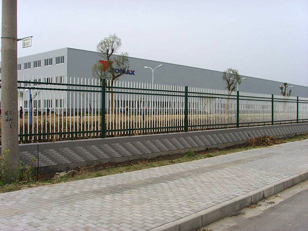 厂区锌钢护栏图片5