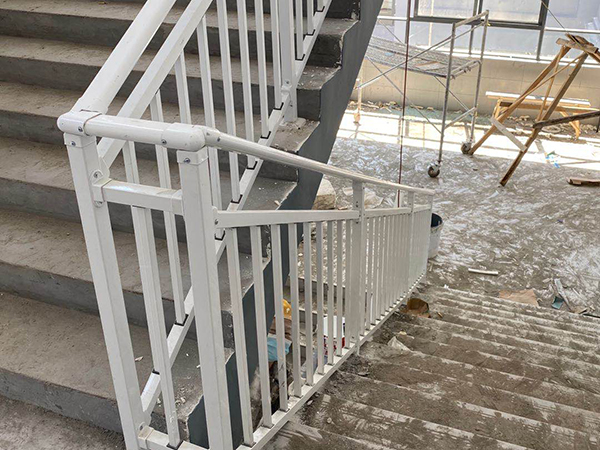 楼梯锌钢护栏图片3